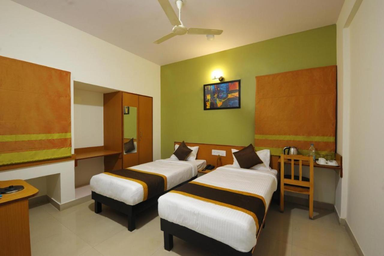 Airport Bliss Boutique Hotel Yelahanka Exterior foto